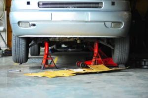 How to put car on jack stands